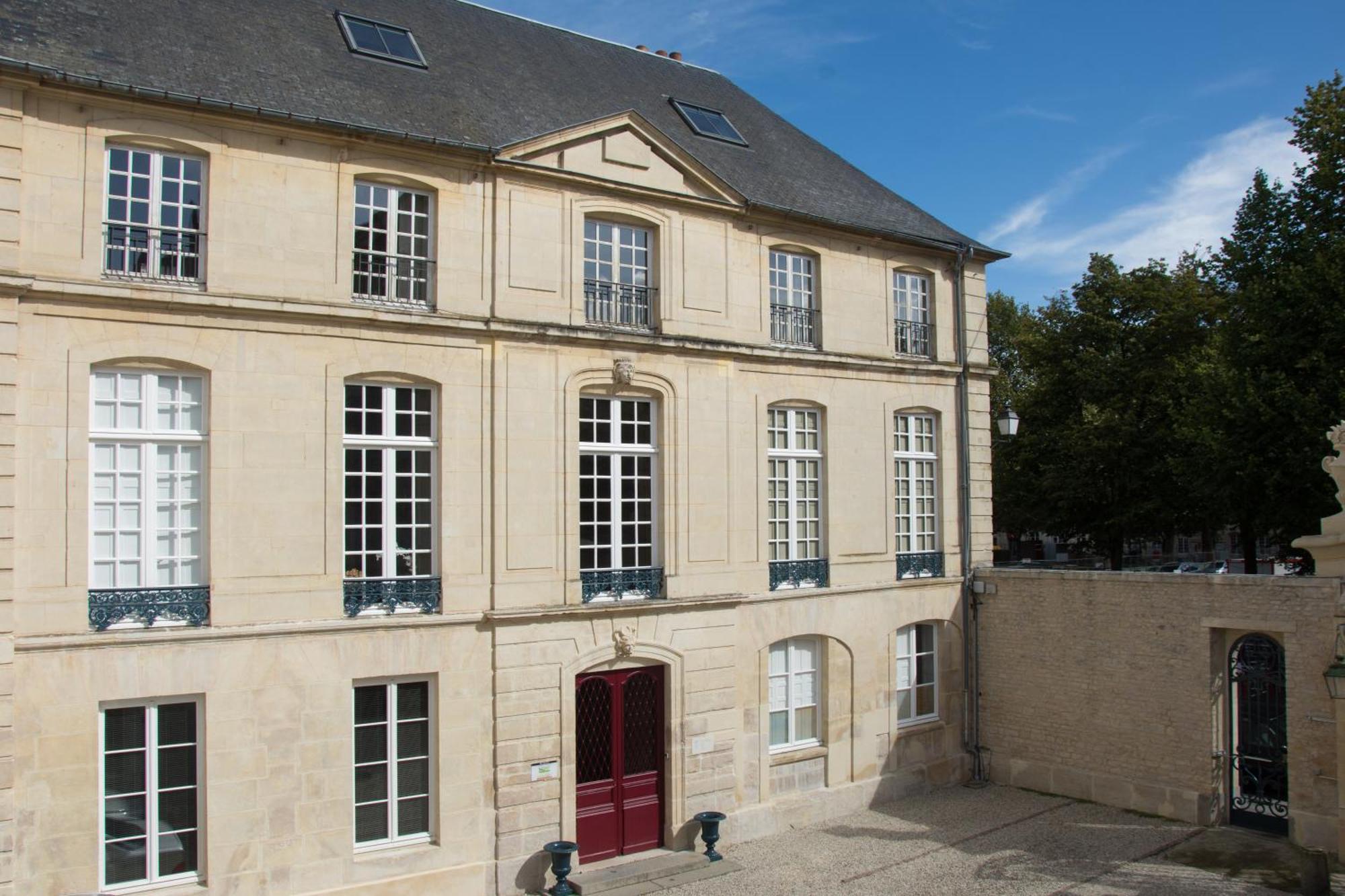 Villa Republique Normandie Caen Exterior foto